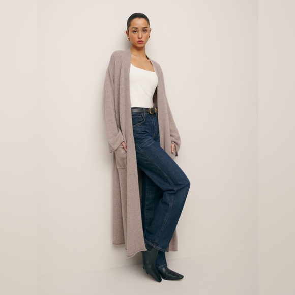 Reformation Bri Cashmere Cardigan in Oatmeal - Picture 5 of 10